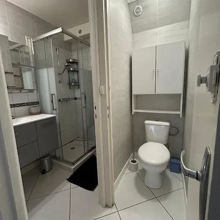 Equipe A 150m De La Apartment